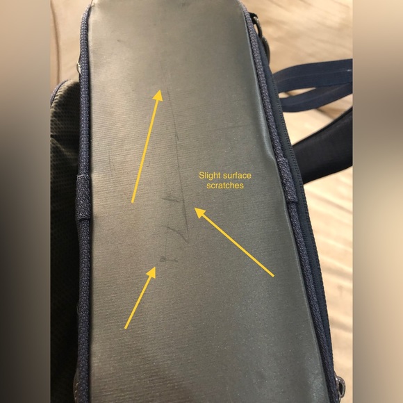 TUMI Tech bag Navy  multiple carry - Picture 16 of 16